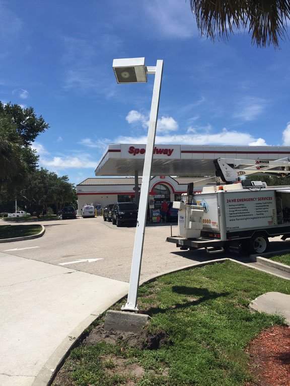 Sign Pole Lighting Repair Sign Pole Lighting, Installation and Maintenance Services in Florida